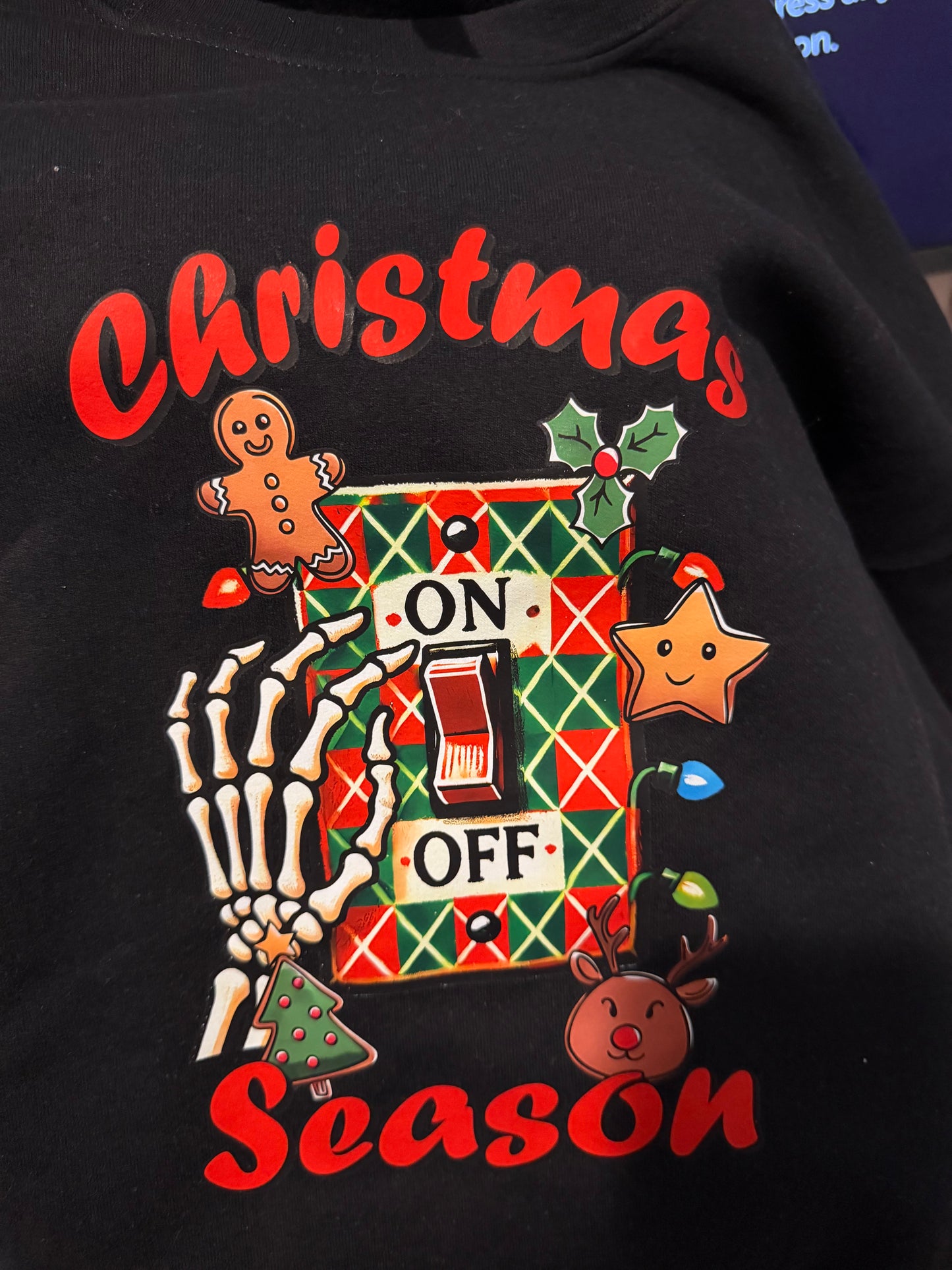 Size L crewneck