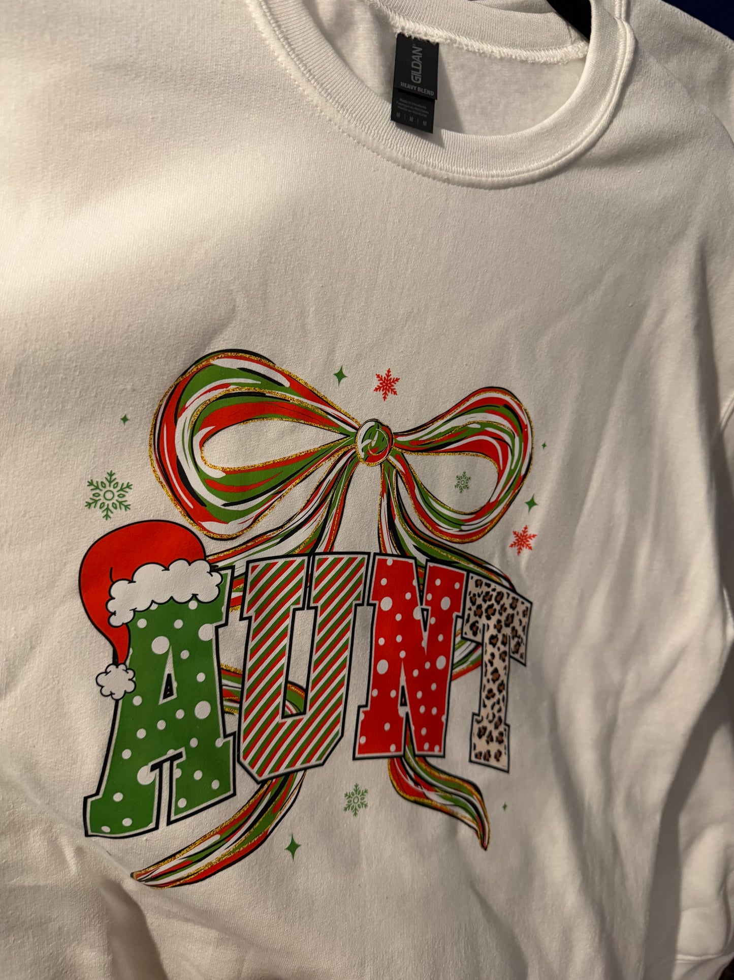 Size M crewneck