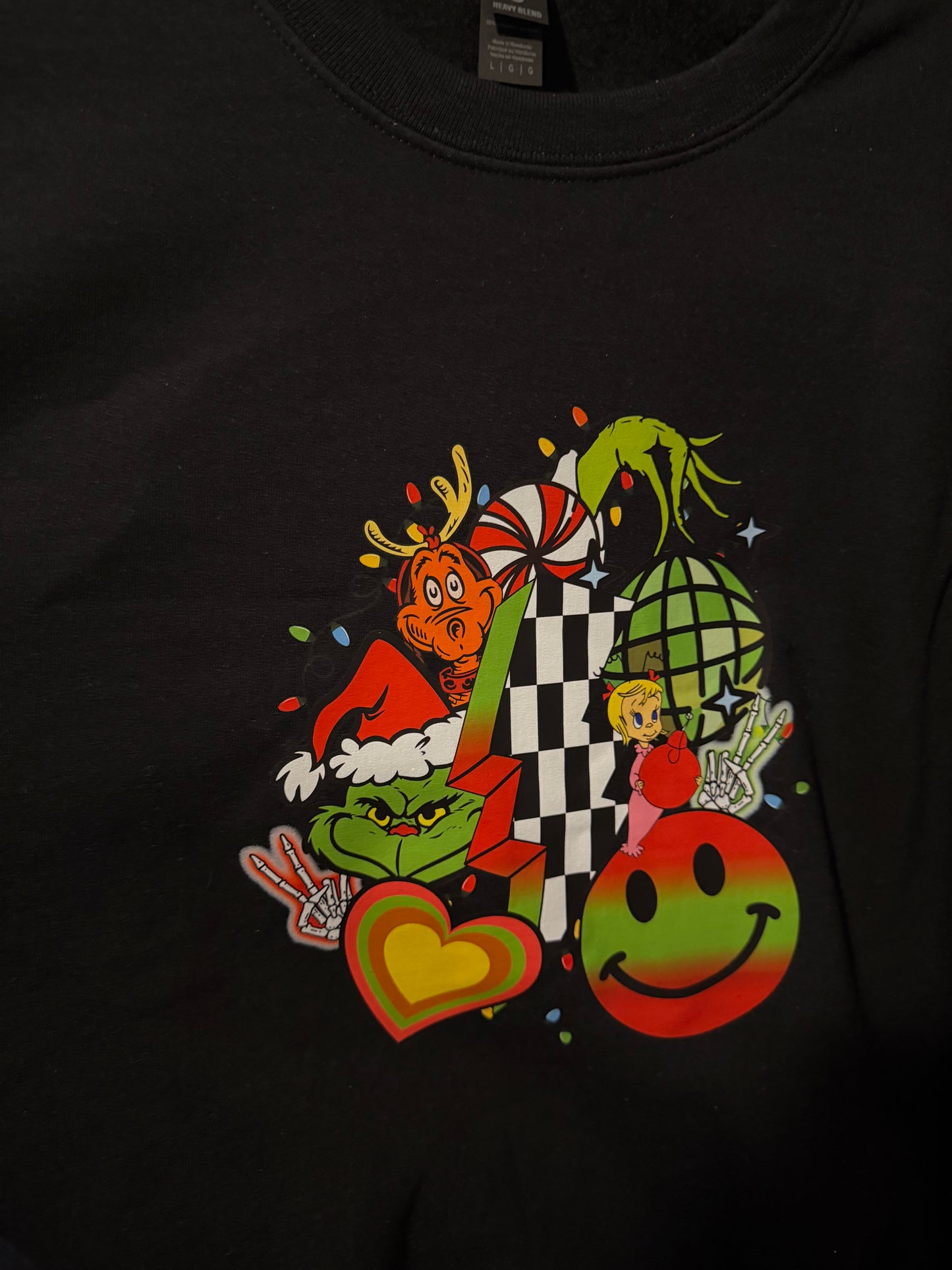 Size L crewneck